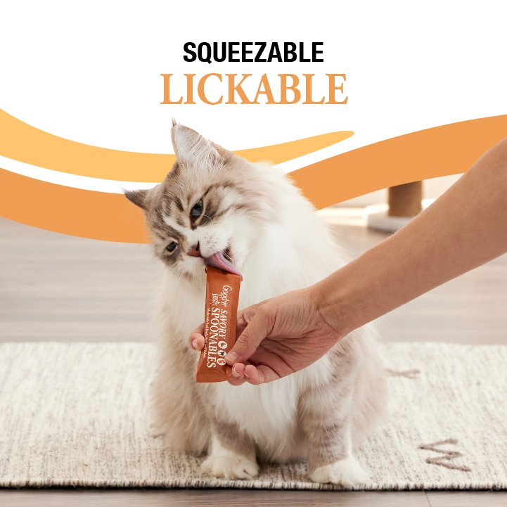 Lickable sales cat treats